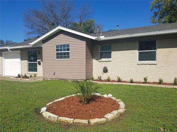 2nd image of 2901 Price Dr