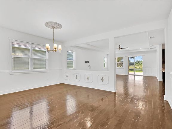 3rd image of 14254 SERANOA DRIVE