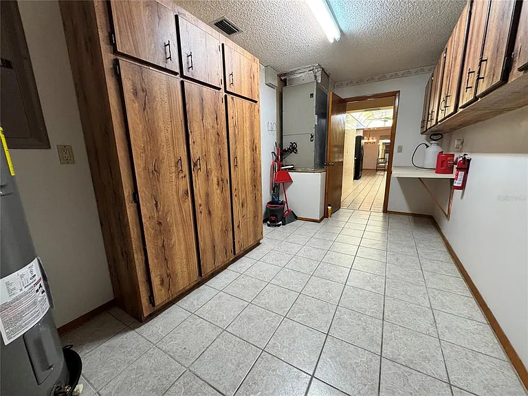 8225 E Highway 25 — Photo 29