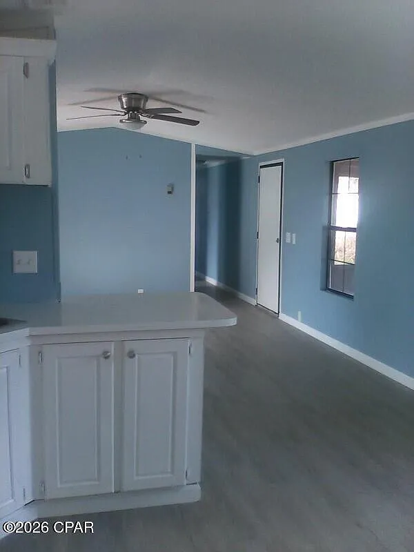 3 bed, 1200 sqft, $1,850 — Photo 2