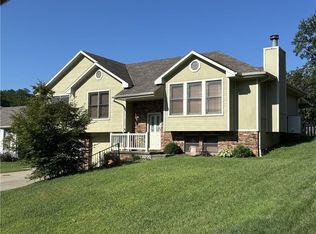 3304 N 36th St, Saint Joseph, MO 64506