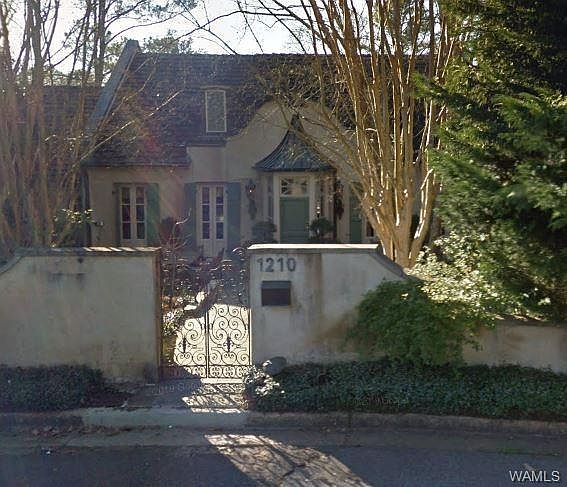 1st image of 1210 Indian Hills Cir