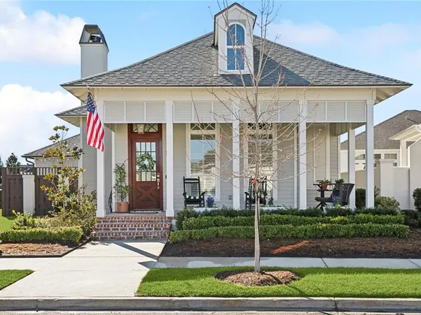 137 Poplar Grove Ln, Covington, LA 70433