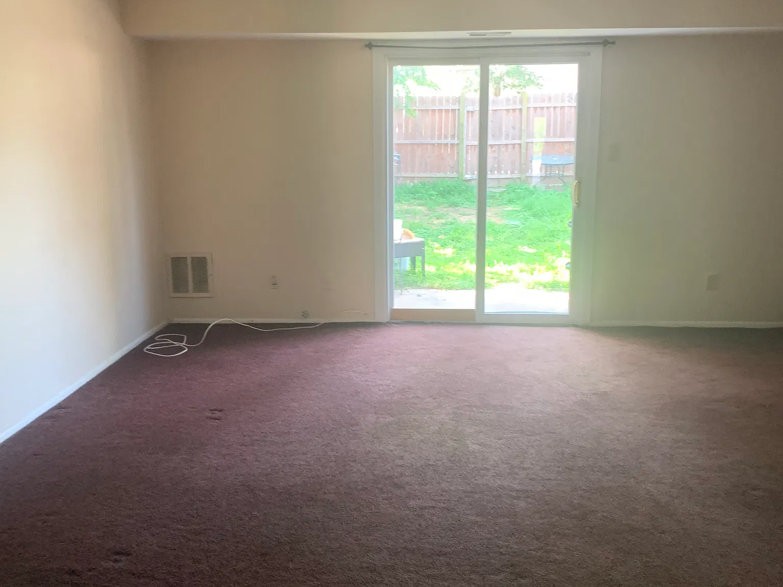2 bed, 1.5 bath, 1016 sqft, $1,900 — Photo 2