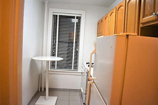 Rented by Voro, LLC | media 36