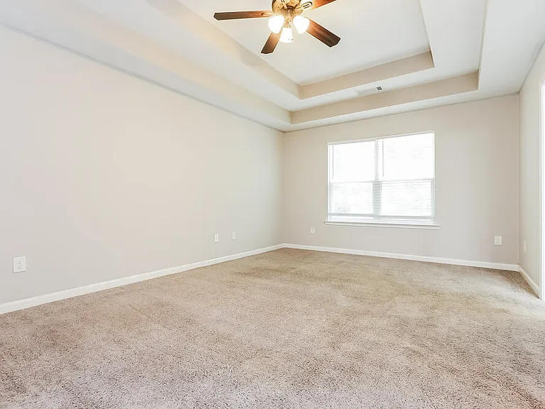 412 Fieldcrest Dr — Photo 10
