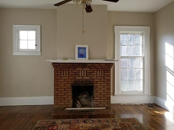 Wonderful Inviting Living Room