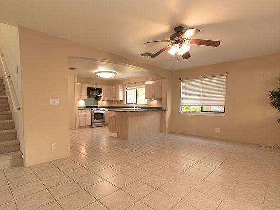 2nd image of 91-1030 Paaoloulu Way