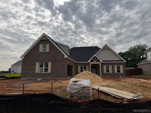1005 Sunfield Dr, Prattville, AL 36066