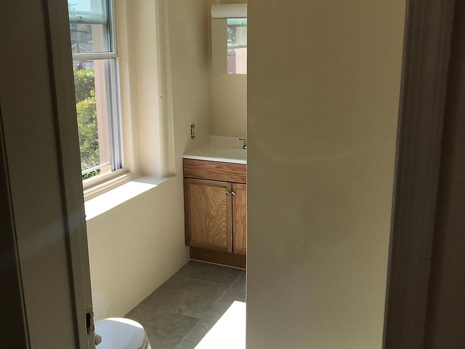 2nd image of 402 Ridge Ave Unit 2A