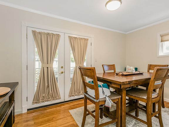 5th image of 1 Ashland Pl
