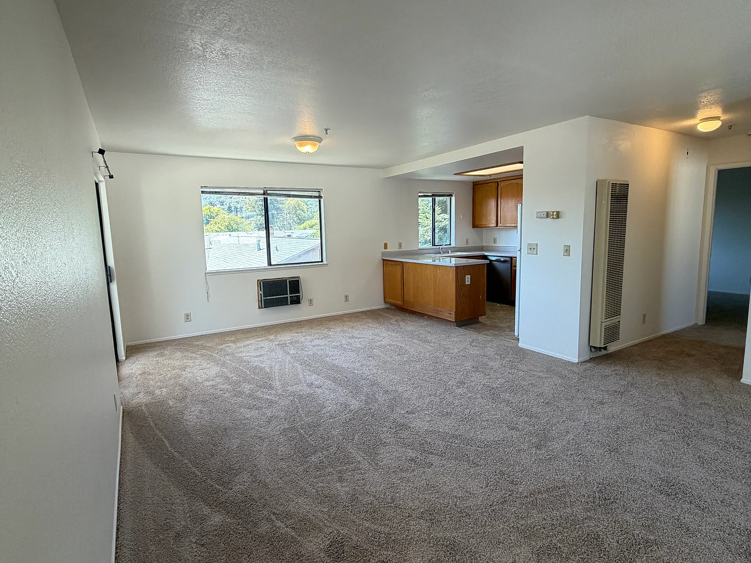 1 bed, $2,200 — Photo 4