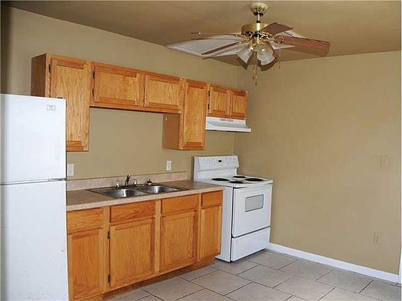 5th image of 3328-30 2nd St