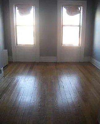 Rented by Flatiron Real Estate Advisors LLC | media 24