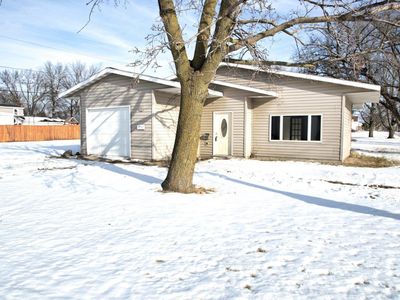 1712 Henry St, Neenah, WI, 54956