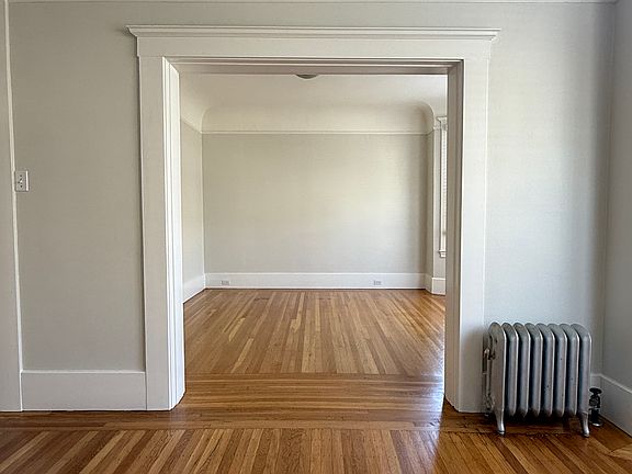 3rd image of 1475 Vallejo St #2