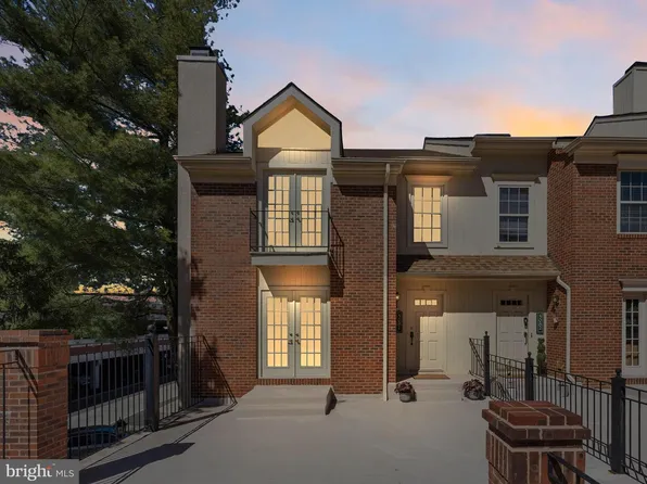 5081 Main St, Voorhees, NJ 08043