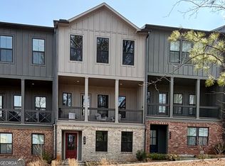 135 Firefly Cir, Alpharetta, GA