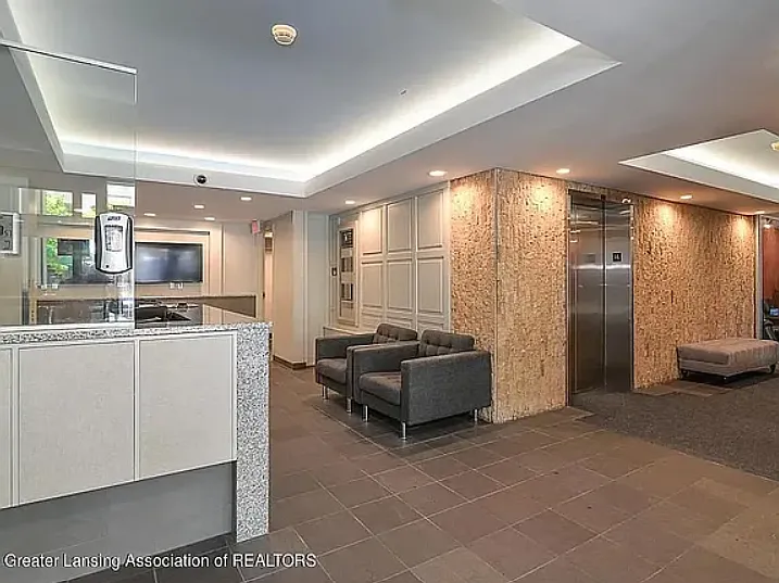 555 E William St #4G — Photo 8
