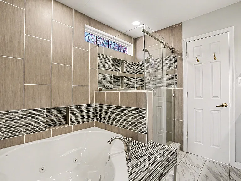 14423 Southbridge Forest Dr — Photo 11