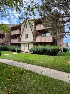 11 Echo Ct APT 17, Vernon Hills, IL, 60061
