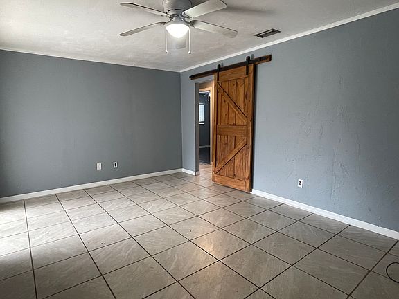 5th image of 763 Falcon Dr