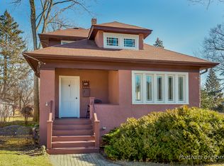 579 Pleasant Ave, Glen Ellyn, IL