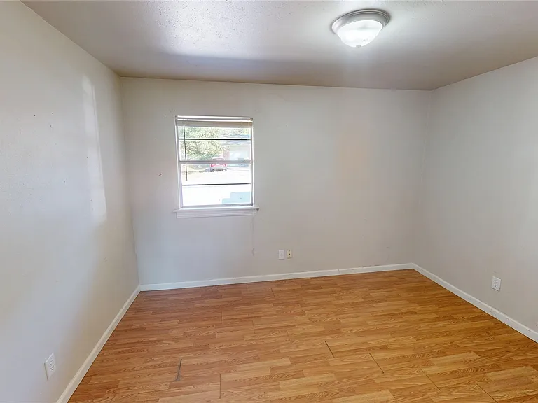 13858 S 292nd East Ave #B — Photo 11