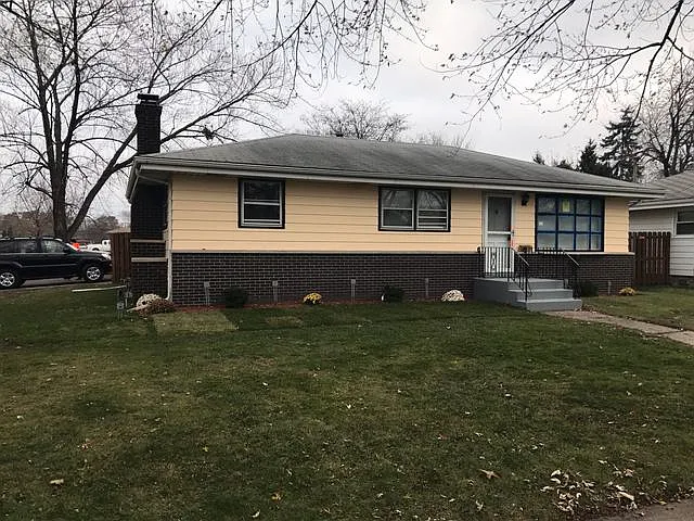 3403 172nd Pl photo 1