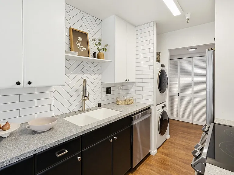 1333 8th Ave #1 — Photo 9