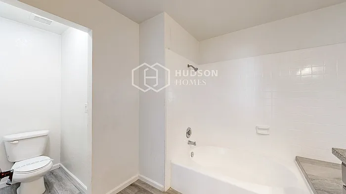 5135 W Mission Ln — Photo 15