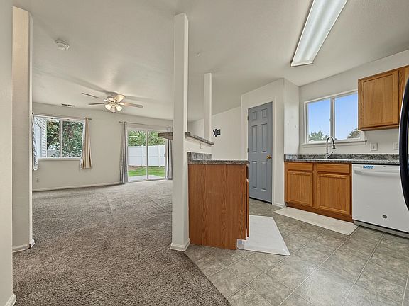5th image of 1767 Christopher Ct