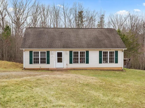 650 Shady Acres Dr, Hardy, VA 24101
