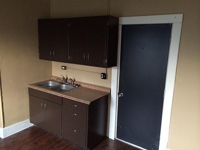 1st image of 1701 E 29th St APT 1