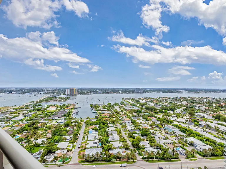 3000 N Ocean Dr — Photo 40