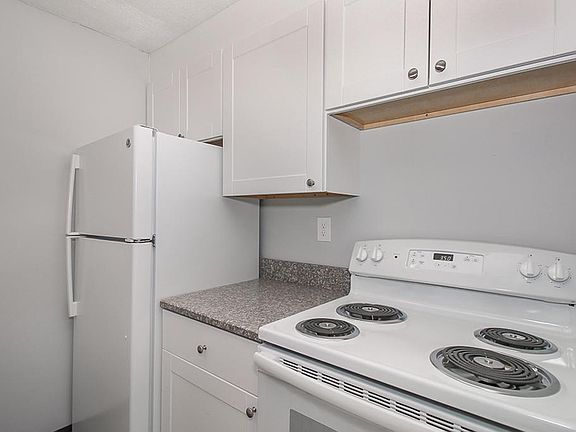 5th image of 1935 Brookside Dr #2