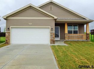 8518 Sheffield St, Omaha, NE 68122