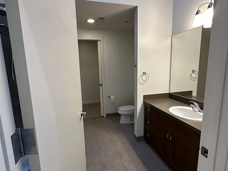 1319 Leavenworth St #211 — Photo 6