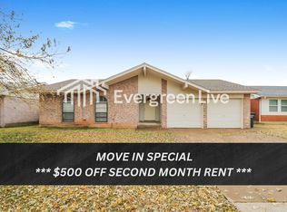 1413 Sunrise Dr, Moore, OK 73160
