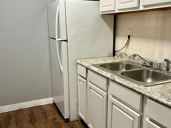 3rd image of 27800 Euclid Ave #28050