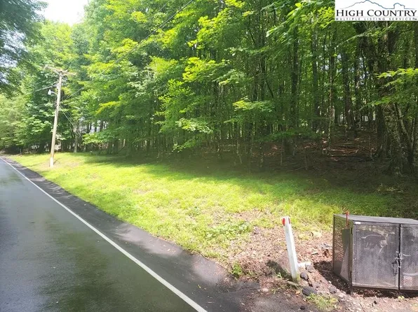 506 Charter Hills Road, Beech Mountain, NC 28604