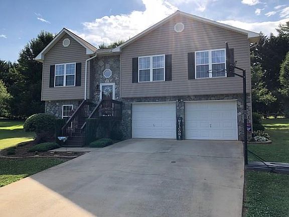 2nd image of 3909 Leah Belle Ln