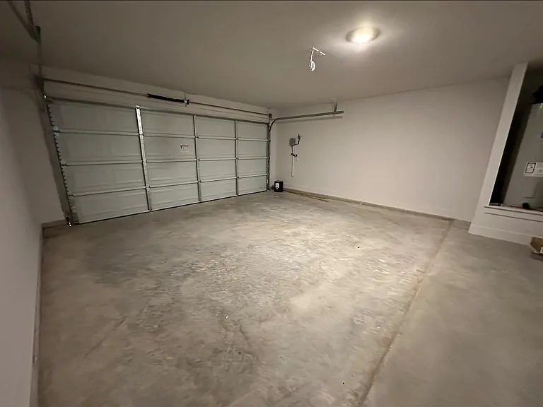 1038 Lexington Dr — Photo 13