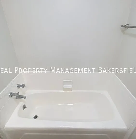 2427 Olive St #2427 — Photo 16