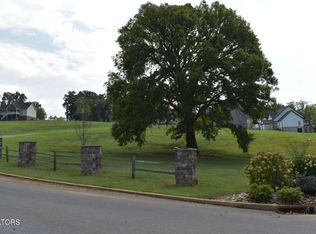 Fairway Dr, Dandridge, TN 37725