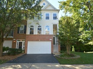 6947 Rolling Creek Way, Alexandria, VA 22315