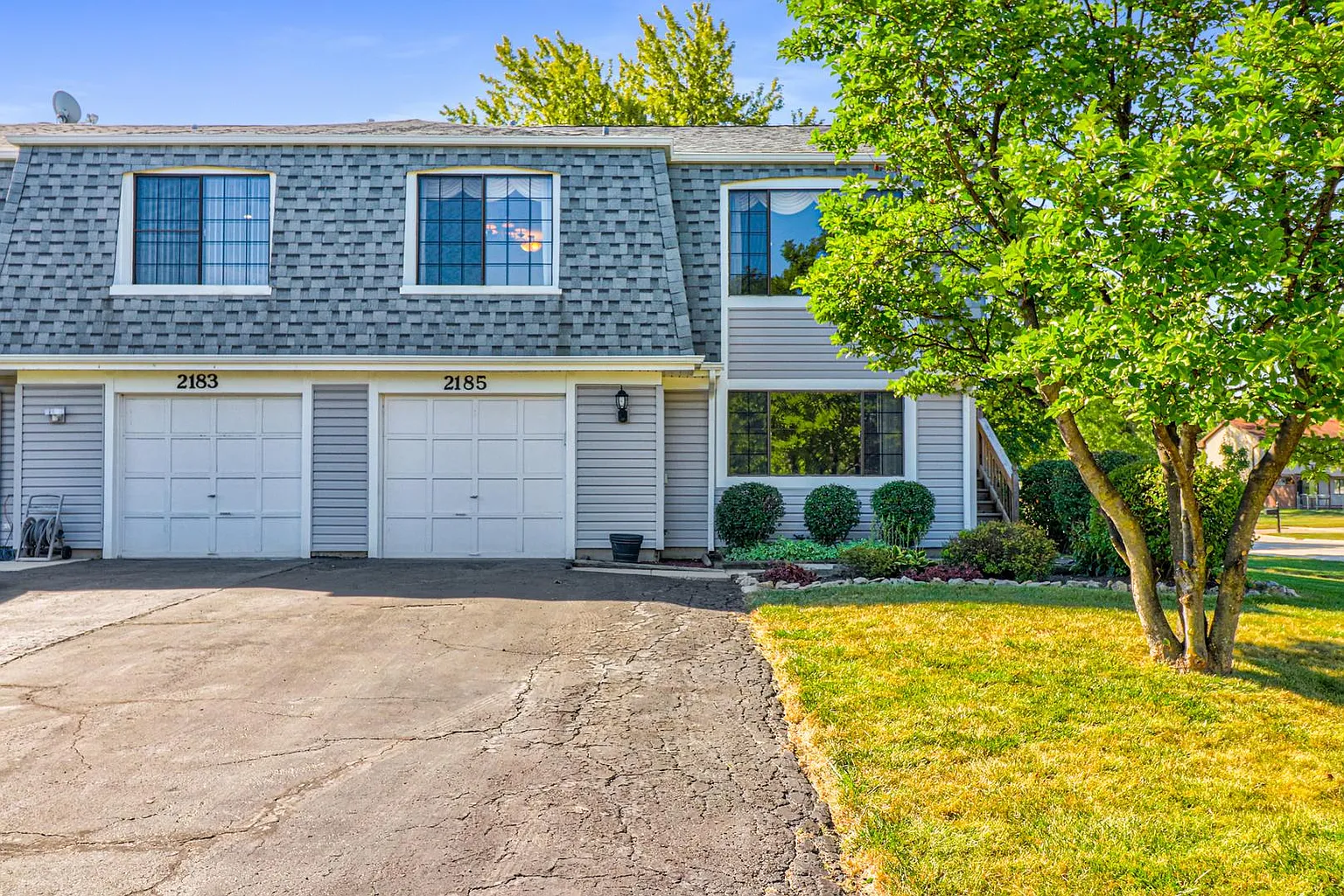 2185 Windward Ln photo 1