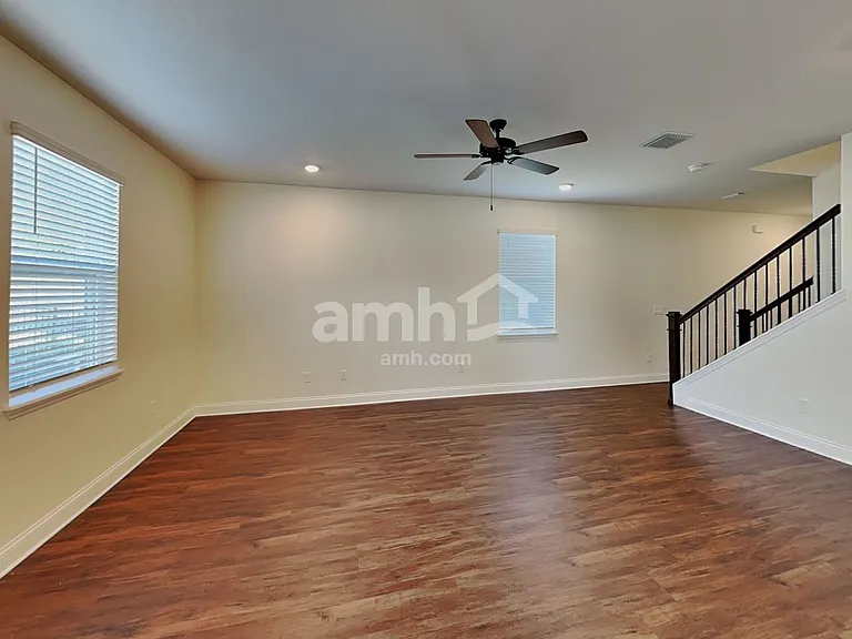 2521 Sunrise Landing Loop — Photo 8