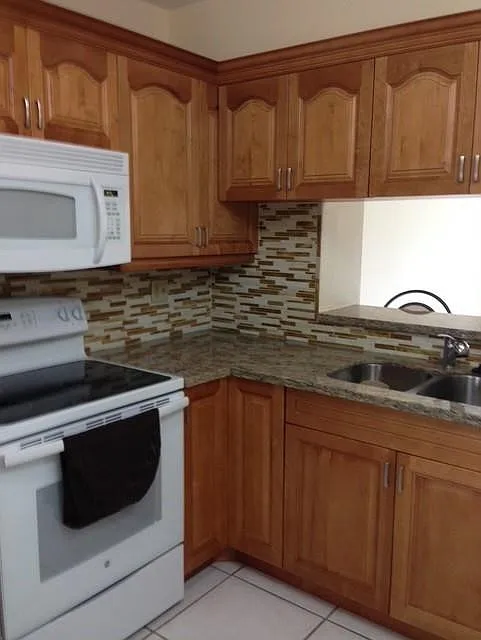 1 bed, 1.0 bath, 841 sqft, $1,795 — Photo 3