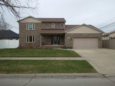 1924 Amboy St, Dearborn Heights, MI, 48127